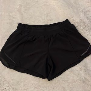 Lululemon Hotty Hot High Rise Lined Short 4”